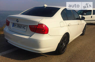 Седан BMW 3 Series 2011 в Одессе