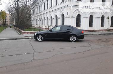 Седан BMW 3 Series 2011 в 