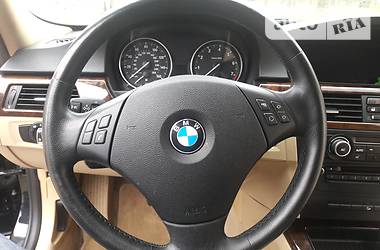 Седан BMW 3 Series 2011 в 