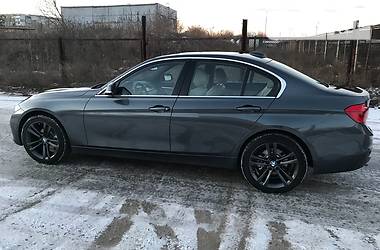 Седан BMW 3 Series 2017 в Сумах