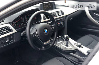 Седан BMW 3 Series 2013 в Киеве