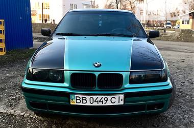 Седан BMW 3 Series 1996 в Должанске