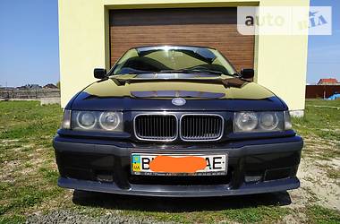 Седан BMW 3 Series 1995 в Вараше