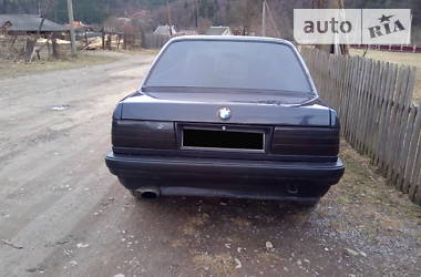 Седан BMW 3 Series 1989 в Черновцах