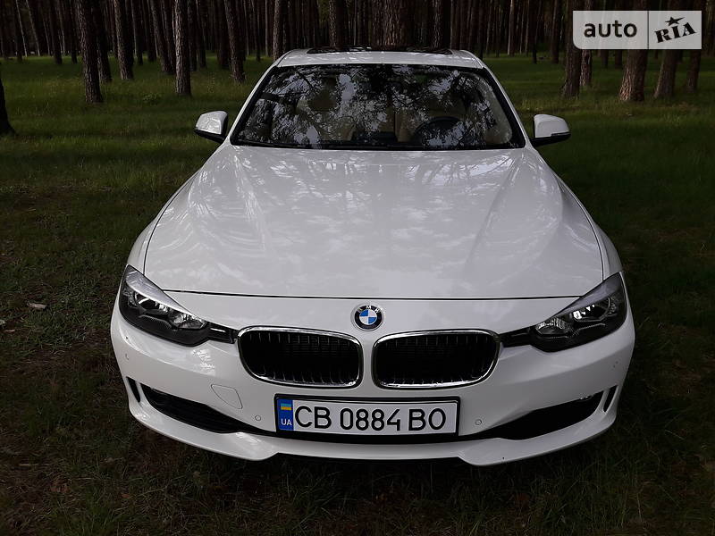 Седан BMW 3 Series 2014 в Чернигове