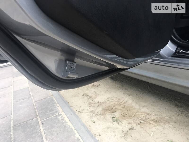 Седан BMW 3 Series 2004 в Киеве