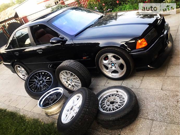 Седан BMW 3 Series 1991 в Ивано-Франковске