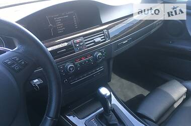Купе BMW 3 Series 2011 в 