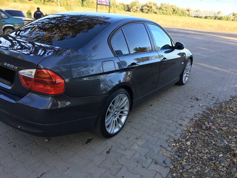 Седан BMW 3 Series 2008 в Черновцах
