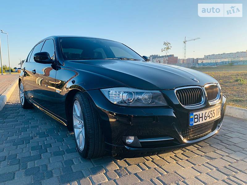 Седан BMW 3 Series 2010 в Одесі
