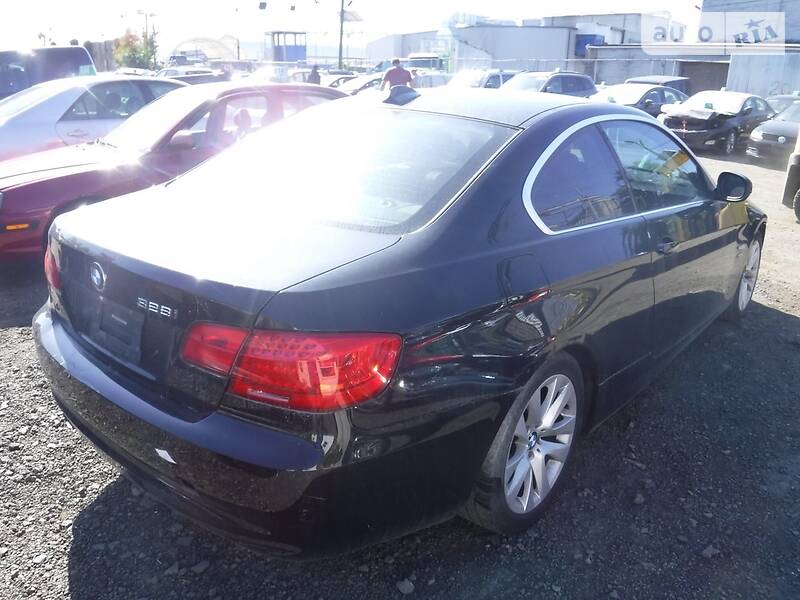 Купе BMW 3 Series 2011 в Одессе