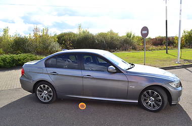 Седан BMW 3 Series 2012 в Виноградове