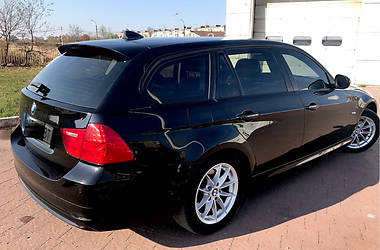 Универсал BMW 3 Series 2010 в Калуше