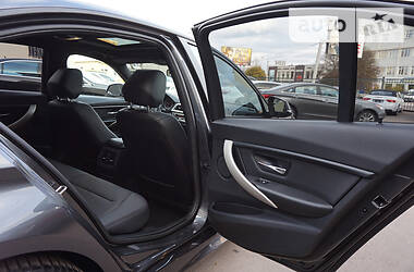 Седан BMW 3 Series 2015 в 