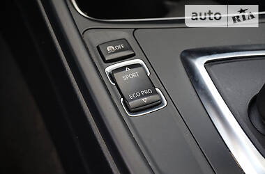 Седан BMW 3 Series 2015 в 