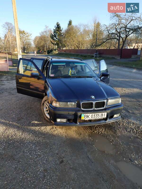 Універсал BMW 3 Series 1998 в Кременці