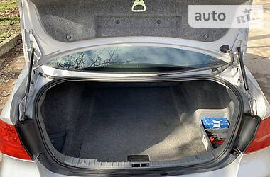 Седан BMW 3 Series 2011 в 