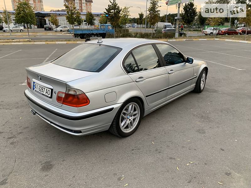 Седан BMW 3 Series 2000 в Києві