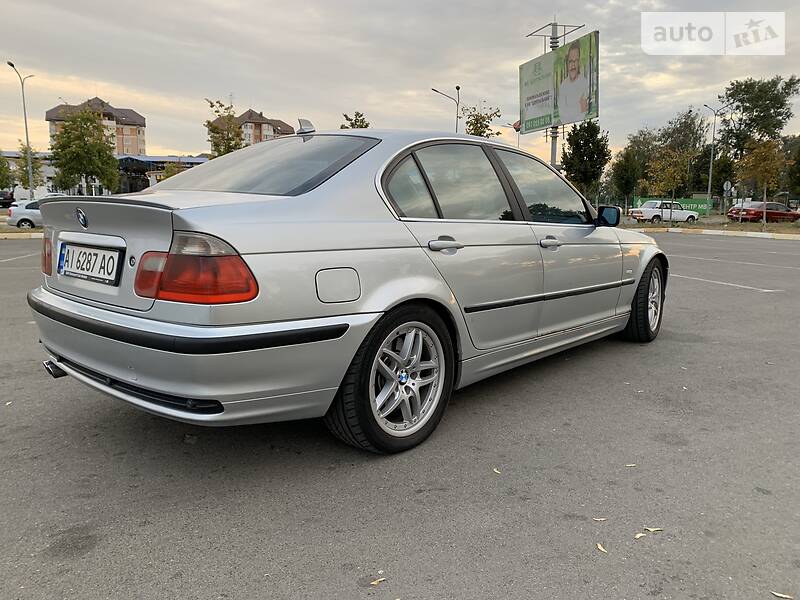 Седан BMW 3 Series 2000 в Києві