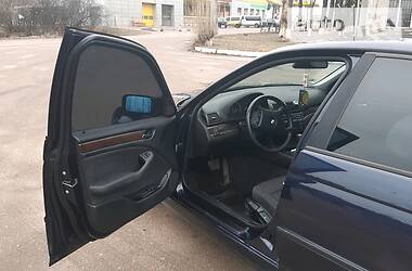Седан BMW 3 Series 2000 в 