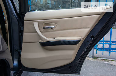 Седан BMW 3 Series 2005 в  фото 16 Седан BMW 3 Series 2005 в