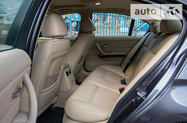 Седан BMW 3 Series 2005 в  фото 20 Седан BMW 3 Series 2005 в