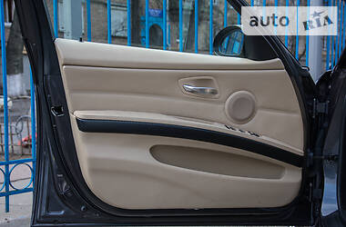 Седан BMW 3 Series 2005 в  фото 22 Седан BMW 3 Series 2005 в