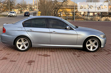 Седан BMW 3 Series 2011 в Рокитном