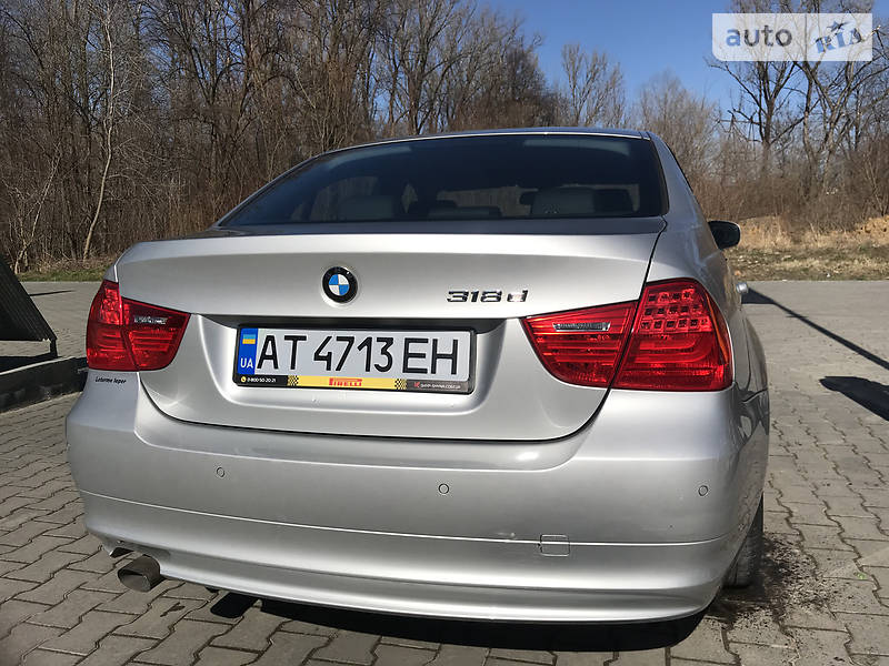 Седан BMW 3 Series 2009 в Івано-Франківську
