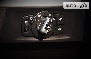 Седан BMW 3 Series 2010 в 