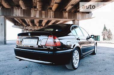 Седан BMW 3 Series 2004 в 