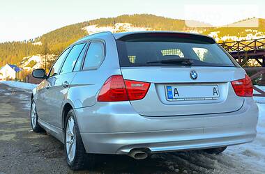 Універсал BMW 3 Series 2011 в 
