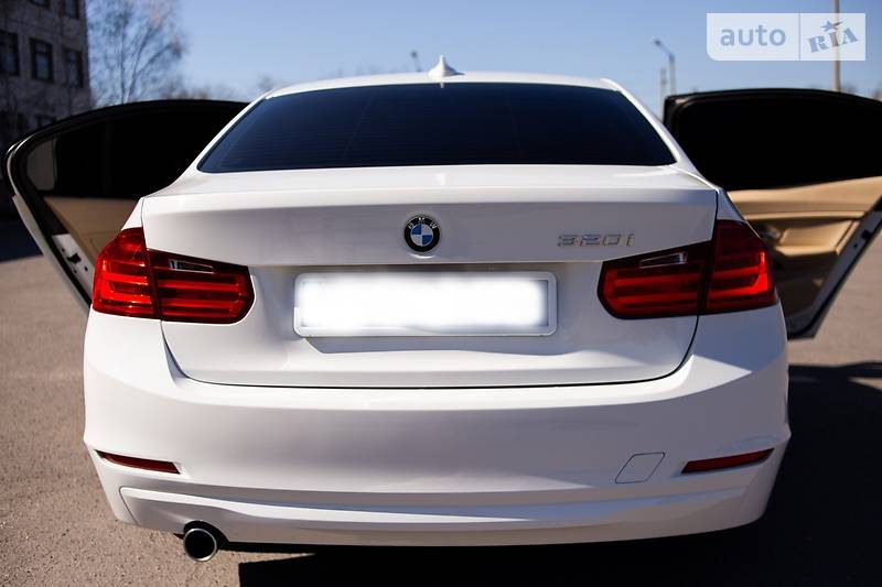 Седан BMW 3 Series 2015 в Кривому Розі фото 15 Седан BMW 3 Series 2015 в Кривому Розі