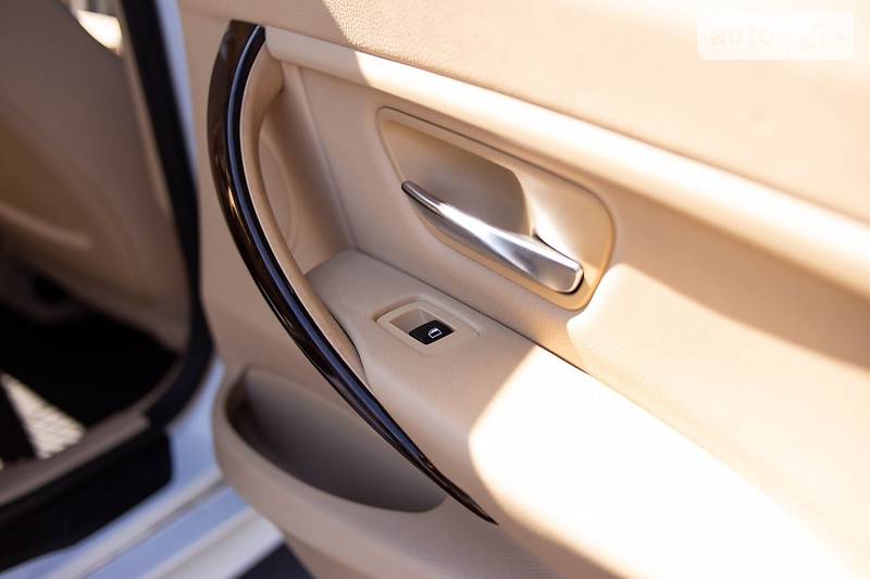 Седан BMW 3 Series 2015 в Кривому Розі фото 9 Седан BMW 3 Series 2015 в Кривому Розі