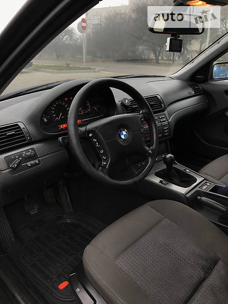 Універсал BMW 3 Series 2002 в Вишневому