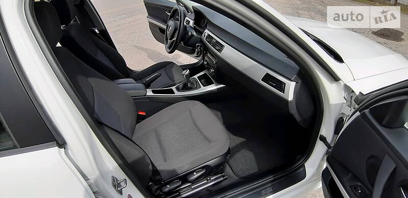 Універсал BMW 3 Series 2010 в Києві