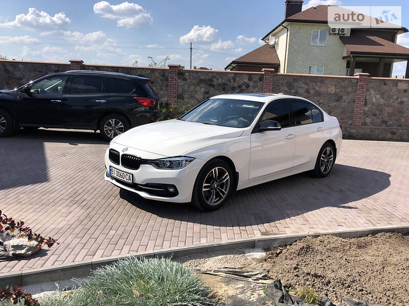 Седан BMW 3 Series 2015 в Полтаві