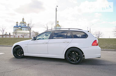 Универсал BMW 3 Series 2009 в Кривом Роге