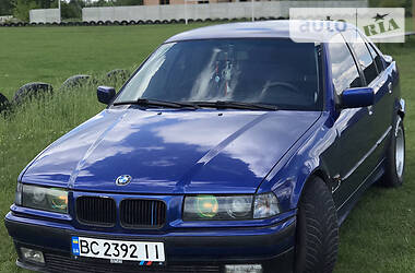 Седан BMW 3 Series 1994 в 