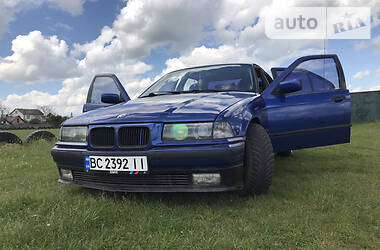 Седан BMW 3 Series 1994 в 