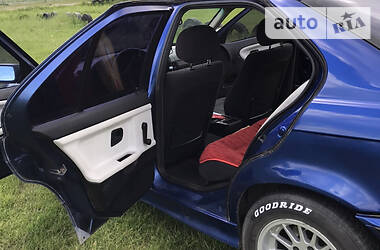 Седан BMW 3 Series 1994 в 