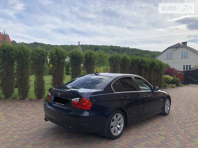 Седан BMW 3 Series 2008 в Львові