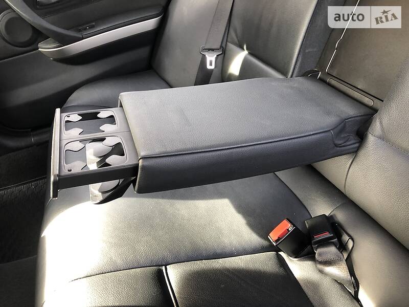 Седан BMW 3 Series 2008 в Львові