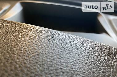 Седан BMW 3 Series 2012 в 