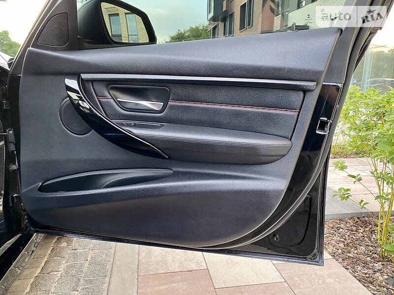 Седан BMW 3 Series 2014 в Києві