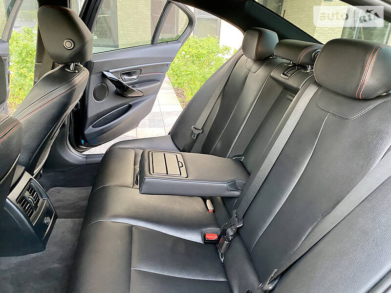 Седан BMW 3 Series 2014 в Києві