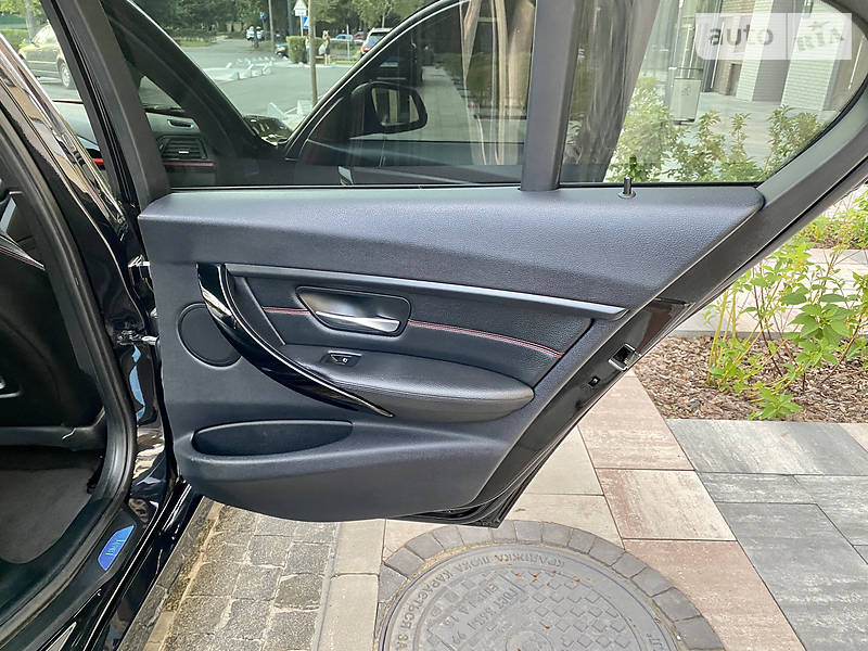 Седан BMW 3 Series 2014 в Києві