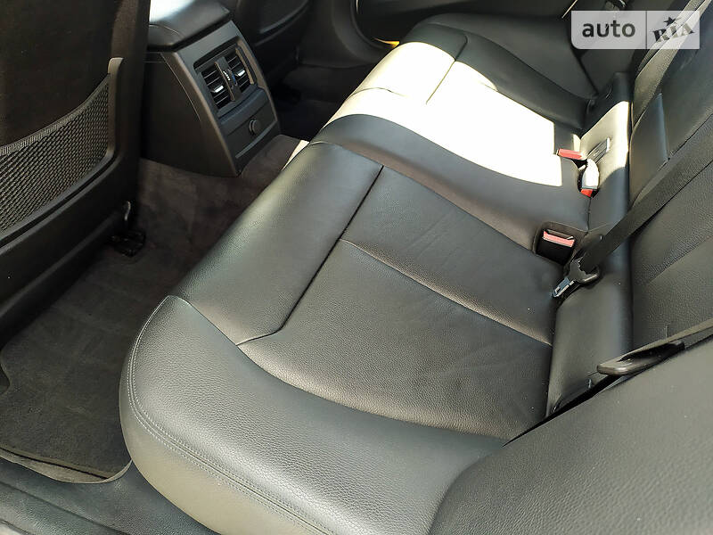 Седан BMW 3 Series 2015 в Харкові