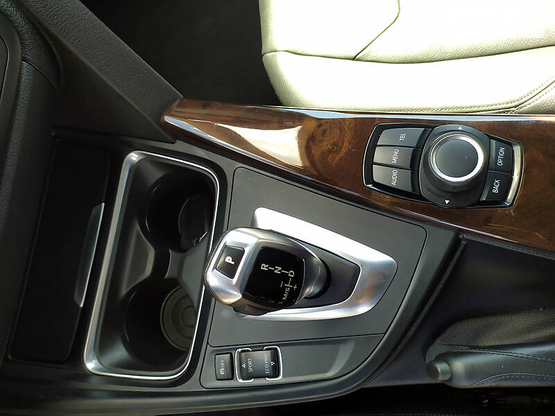 Седан BMW 3 Series 2015 в Харкові