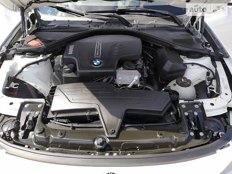 Седан BMW 3 Series 2015 в Харкові